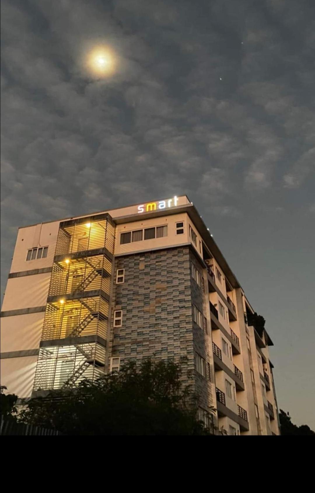 Smart Condominium Bldg, Cagayan De Oro City Kültér fotó